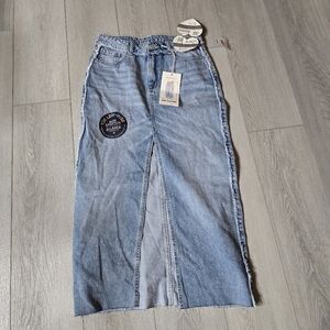 Juniors Gemma Rae Y2K Low-Rise Long Denium Skirt Size NWT